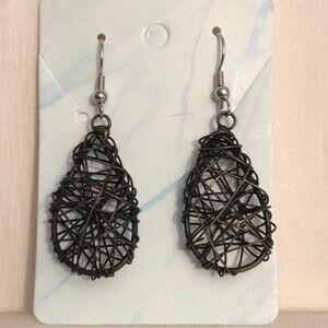 Teardrop 3D Wire Dangle Earrings